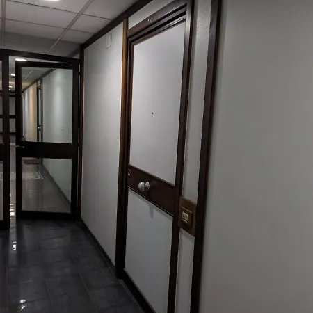 Apartment Nice In Near San Giovanni Train Station Rome
