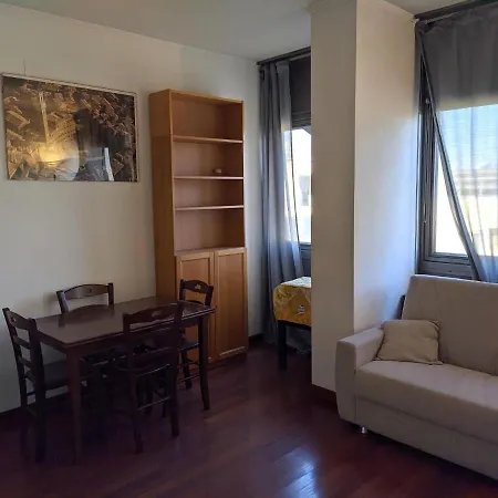 Appartamento Nice In Near San Giovanni Train Station