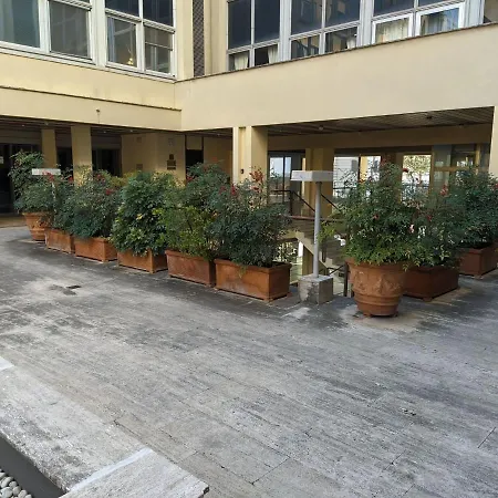 Appartamento Nice In Near San Giovanni Train Station Roma